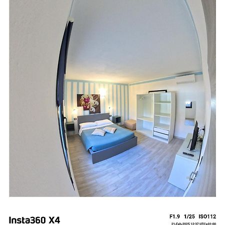 Ferienwohnung La Rosa App Livorno Exterior foto